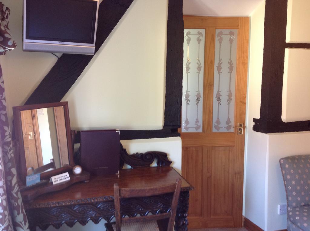 Vine Cottage B&B ดิไวเซส ภายนอก รูปภาพ